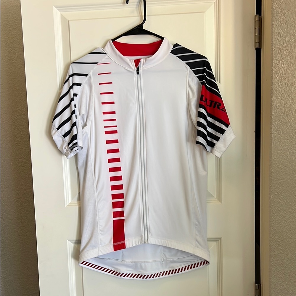 Performance short sleeve, full zip three pocket white cycle jersey size M  CR2